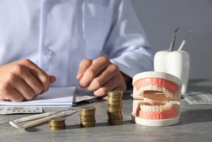 Dental Insurance That Covers Implants amount