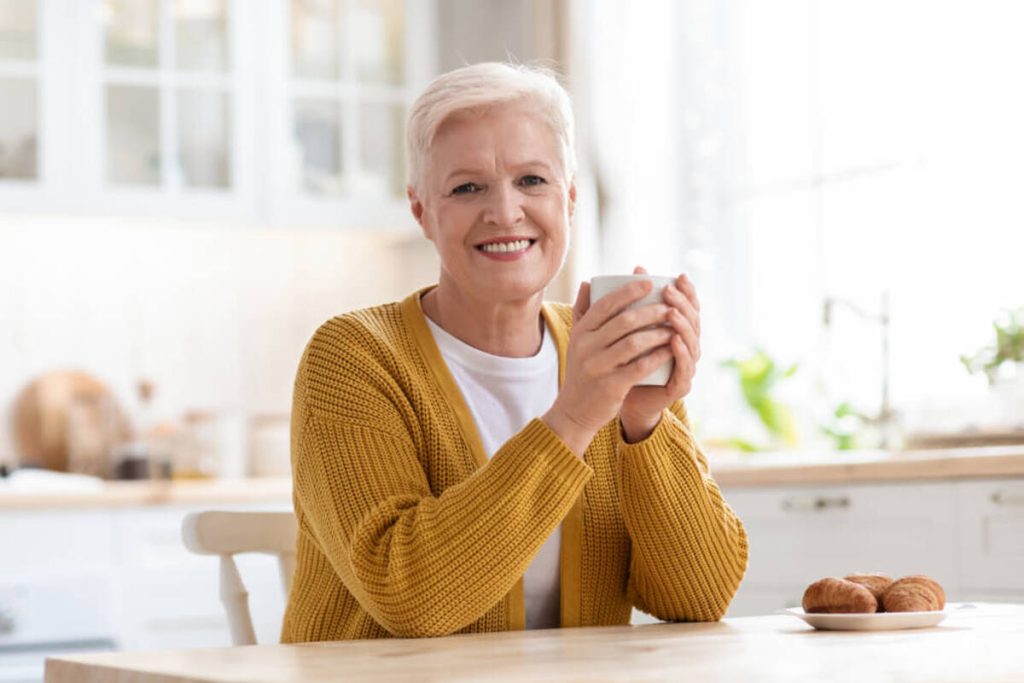 Does Coffee Stain Veneers